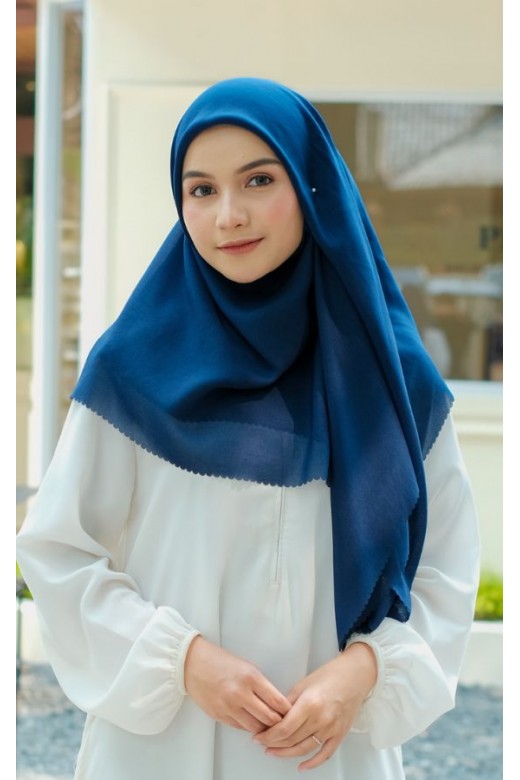 Hijab Segi 4 Double Haikon Lasercut Navy